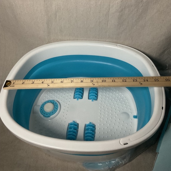 Foot spa massager new in box - Picture 3 of 4